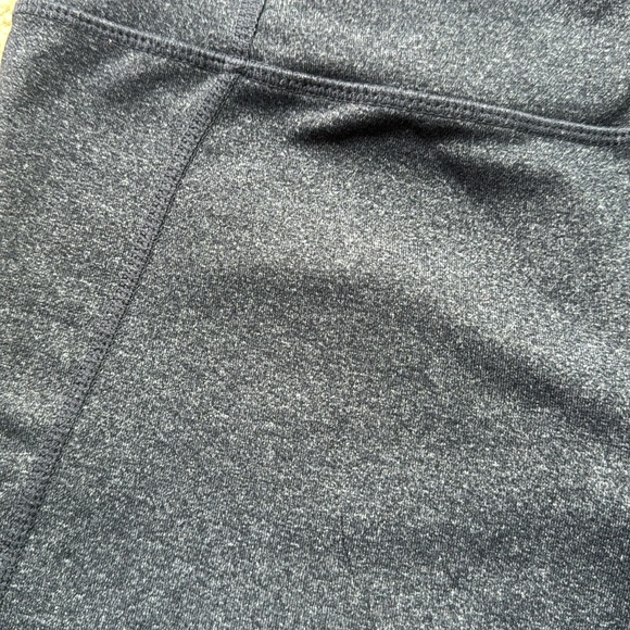 Lululemon Gather & Crow Crop - Picture 6 of 6